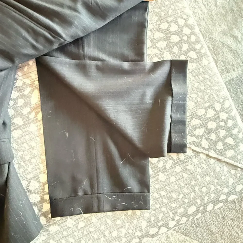 Brooks Brother 346 Men's Black Pinstripped Suit Blazer and Pants